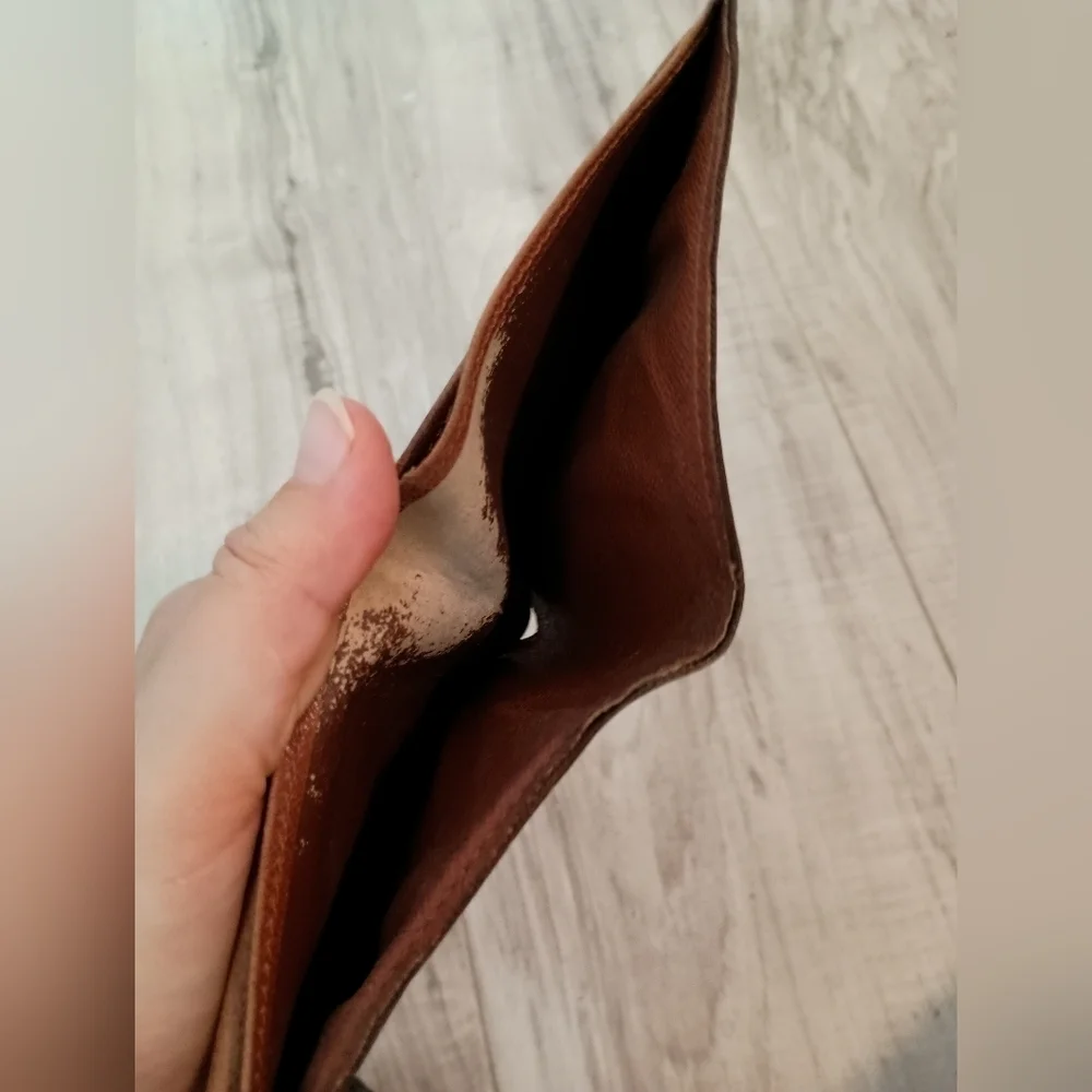 LOUIS VUITTON Porte Billets Cartes Credit Monnet Monogram wallet